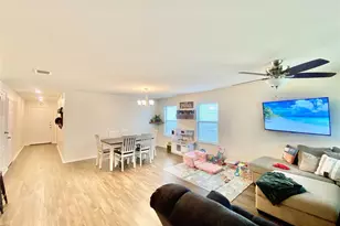 110 W Point Way, Elgin, TX 78621 - Photo 2