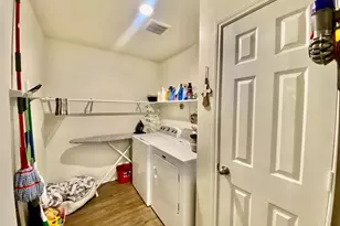 110 W Point Way, Elgin, TX 78621 - Photo 16