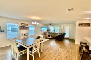 110 W Point Way, Elgin, TX 78621 - Photo 4