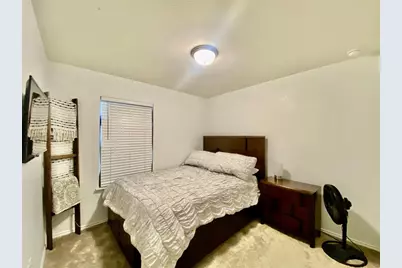 110 W Point Way, Elgin, TX 78621 - Photo 12