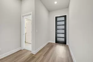 222 Coleto Tr, Bastrop, TX 78602 - Photo 2