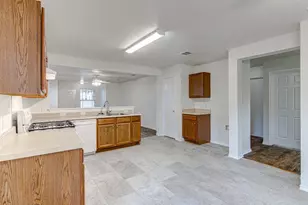 7505 Aspen Brook Dr, Austin, TX 78744 - Photo 6