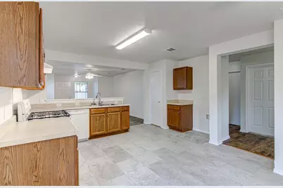 7505 Aspen Brook Drive, Austin, TX 78744 - Photo 6