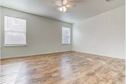 7505 Aspen Brook Drive, Austin, TX 78744 - Photo 12