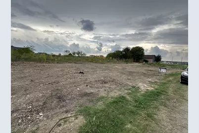 350 Engelke Road, Niederwald, TX 78640 - Photo 2