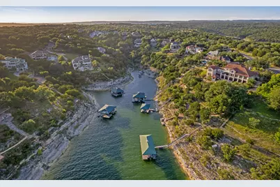 17909 Kingfisher Ridge Drive, Lago Vista, TX 78645 - Photo 32