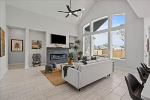 163 Lily Pad Ln, Kyle, TX 78640 - Photo 4