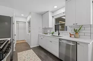 1609 Larkwood Dr, Austin, TX 78723 - Photo 18