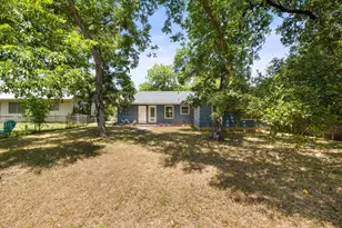 1609 Larkwood Dr, Austin, TX 78723 - Photo 10