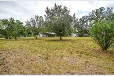 901 State Highway 21 Highway W, Cedar Creek, TX 78612 - Photo 26