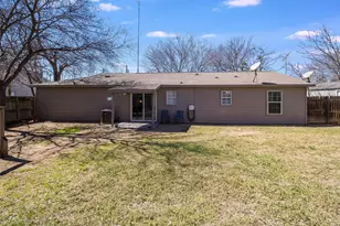 6257 River Oaks Dr, Kingsland, TX 78639 - Photo 14