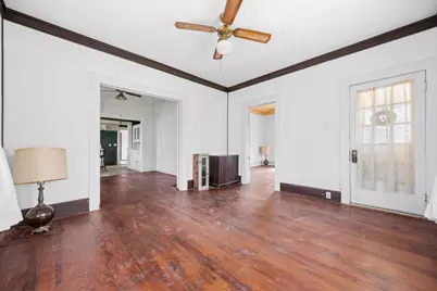 401 S Love Avenue, Florence, TX 76527 - Photo 4