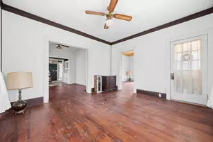 401 S Love Ave, Florence, TX 76527 - Photo 4