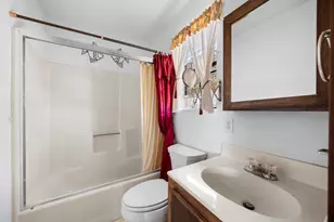 401 S Love Ave, Florence, TX 76527 - Photo 32