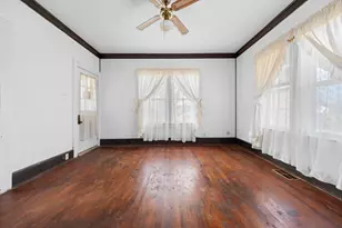 401 S Love Ave, Florence, TX 76527 - Photo 6