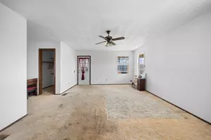 401 S Love Ave, Florence, TX 76527 - Photo 28