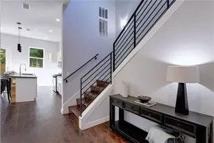 6405 Chesterfield Ave, Austin, TX 78752 - Photo 2