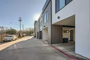 2804 S 1st St, Austin, TX 78704 - Photo 24