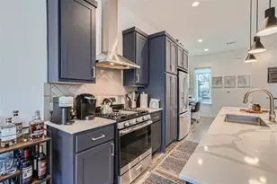 2804 S 1st St, Austin, TX 78704 - Photo 4