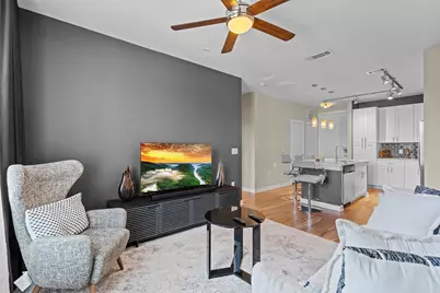 1900 Barton Springs Road #5027, Austin, TX 78704 - Photo 4