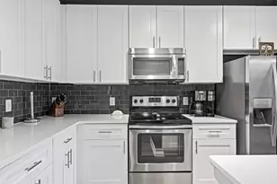1900 Barton Springs Rd, Austin, TX 78704 - Photo 8