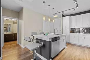 1900 Barton Springs Rd, Austin, TX 78704 - Photo 6