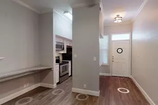 2814 Nueces St, Austin, TX 78705 - Photo 4