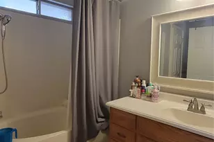 1016 NE Mohican St, Round Rock, TX 78665 - Photo 14