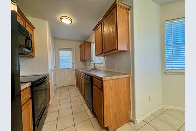 710 Honeysuckle Drive, Leander, TX 78641 - Photo 6