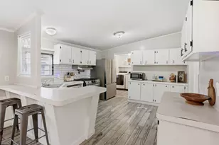 305 Saratoga Springs Cove, Liberty Hill, TX 78642 - Photo 14