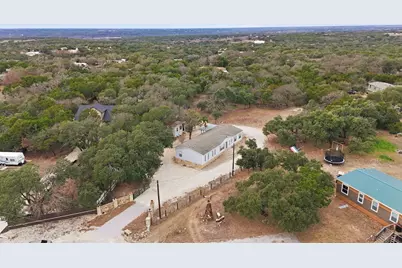 305 Saratoga Springs Cove, Liberty Hill, TX 78642 - Photo 32