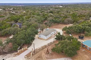 305 Saratoga Springs Cove, Liberty Hill, TX 78642 - Photo 32