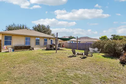 611 Decker Drive, Hutto, TX 78634 - Photo 16