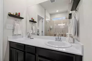718 Sassafras St, Hutto, TX 78634 - Photo 20