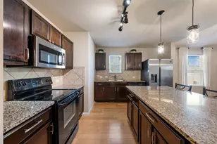 117 Liard River Rd, Hutto, TX 78634 - Photo 8