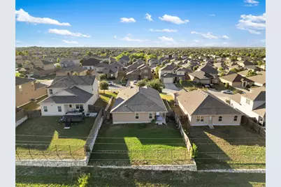 117 Liard River Road, Hutto, TX 78634 - Photo 38