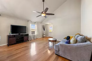 117 Liard River Rd, Hutto, TX 78634 - Photo 16