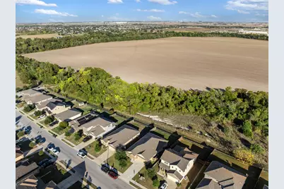 117 Liard River Road, Hutto, TX 78634 - Photo 4