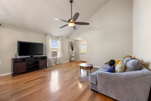 117 Liard River Rd, Hutto, TX 78634 - Photo 16