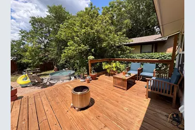 2321 Lakehurst Drive, Austin, TX 78744 - Photo 2