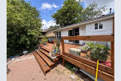 2321 Lakehurst Drive, Austin, TX 78744 - Photo 18