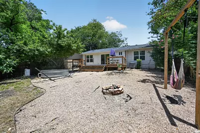 2321 Lakehurst Drive, Austin, TX 78744 - Photo 28