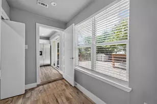 2321 Lakehurst Dr, Austin, TX 78744 - Photo 22