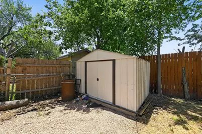 2321 Lakehurst Drive, Austin, TX 78744 - Photo 30