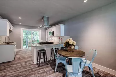 2321 Lakehurst Drive, Austin, TX 78744 - Photo 8
