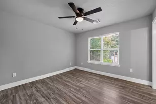 2321 Lakehurst Dr, Austin, TX 78744 - Photo 12