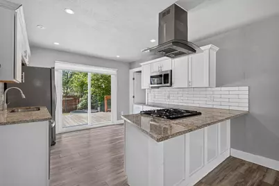 2321 Lakehurst Drive, Austin, TX 78744 - Photo 6
