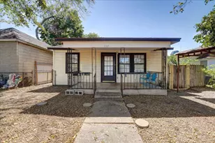 1105 E 3rd St, Austin, TX 78702 - Photo 1