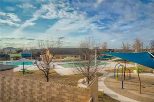 612 Copper Ct, Jarrell, TX 76537 - Photo 26