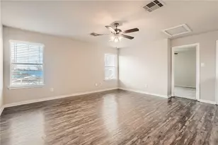 612 Copper Ct, Jarrell, TX 76537 - Photo 14
